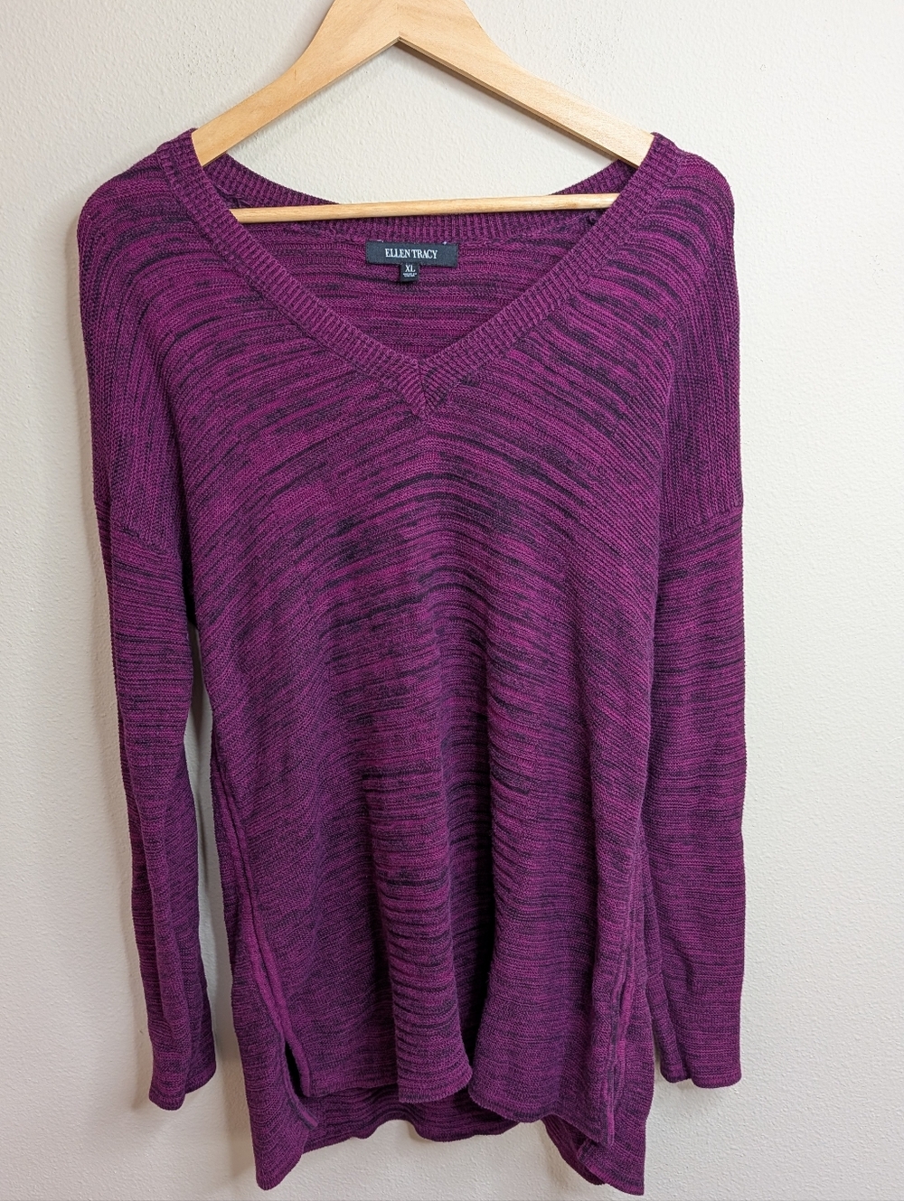 Ellen Tracy V-Neck‎ Pullover Sweater XL Purple Black Marled Stripe Knit